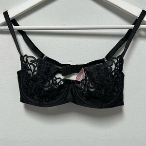Victoria’s Secret Black Underwire Bra | Vintage Y2K size 34B